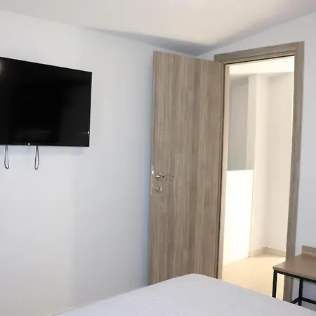 بيت للعطل Olympus Paradise 1 *