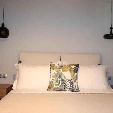 Olympus Paradise 1 *