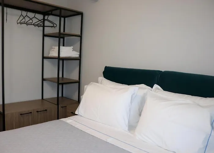 Olympus Paradise 1 *